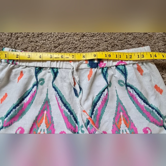 Zara Colorful Patterned Women's Shorts Sz. Medium - Picture 6 of 8